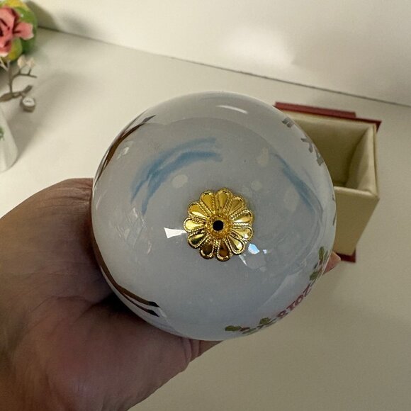 Pier 1 Imports Hand-Painted Li Bien Blue Glass Ornament Reindeer Scene 2018 - Picture 6 of 9